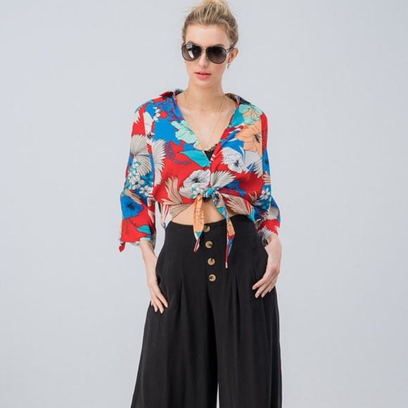 Take Me To The Tropics Red Floral Top - Picture 7 of 8